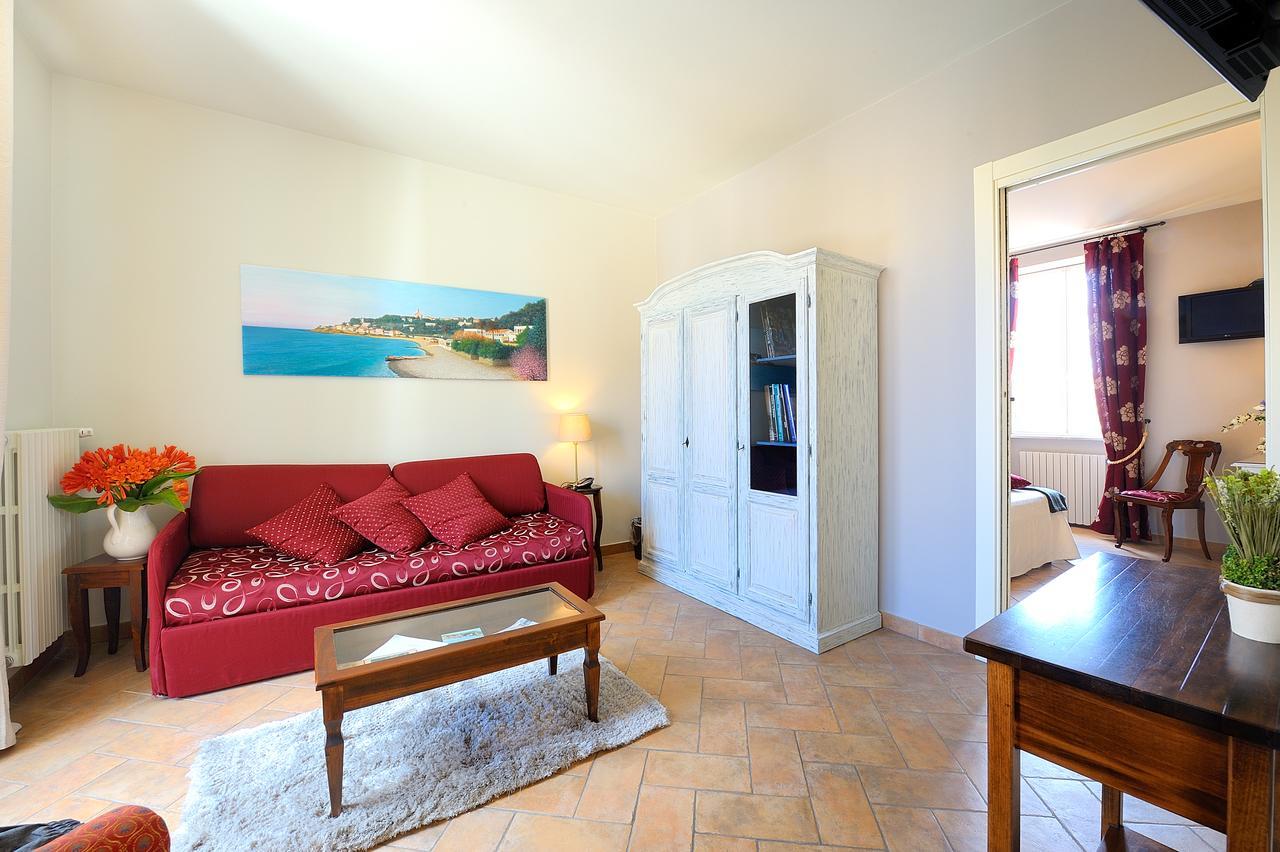 Albergo Giuan Arma Di Taggia Exterior foto